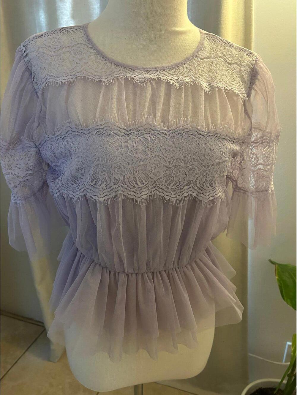 NWT Forever 21 Lavender Mesh Lace Blouse Puff Sleeves Peplum Coquette Size M